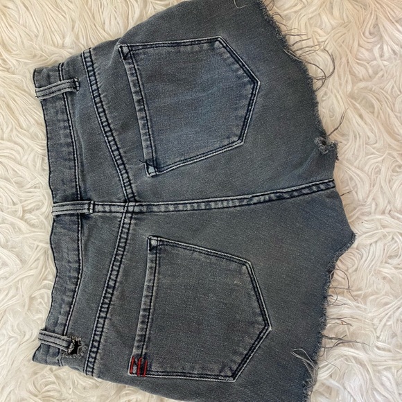 Urban Outfitters Black Shorts - Picture 3 of 6